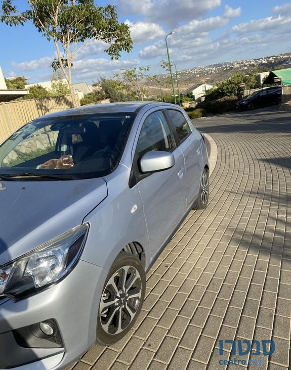 2020' Mitsubishi Space Star מיצובישי ספייס סטאר photo #2