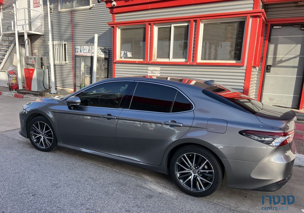 2022' Toyota Camry טויוטה קאמרי photo #3