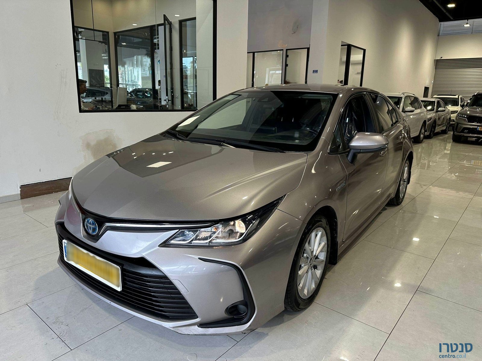 2022' Toyota Corolla photo #1