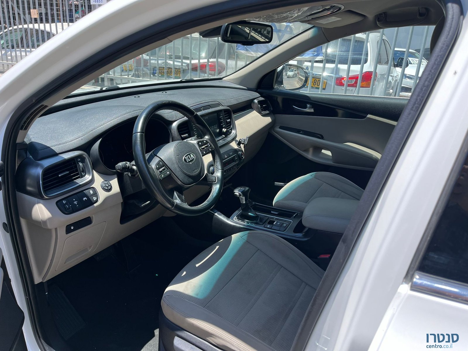 2018' Kia Sorento photo #3