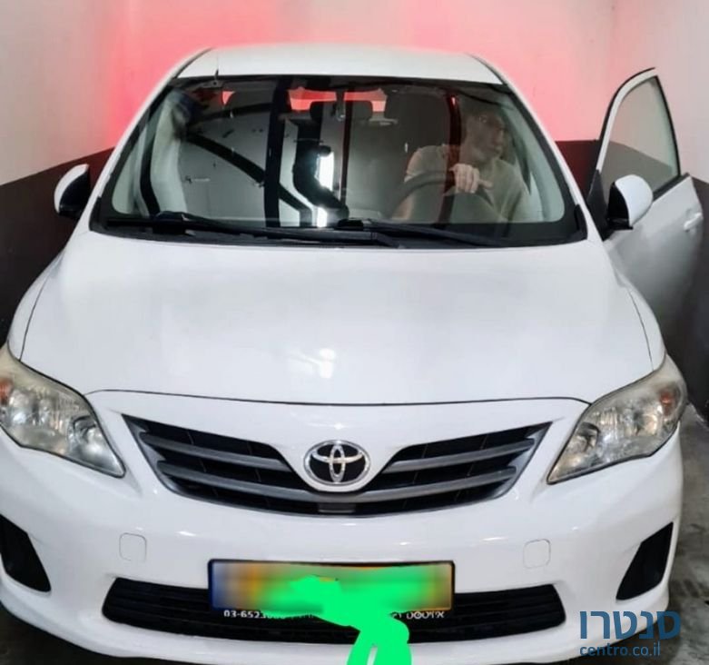 2011' Toyota Corolla טויוטה קורולה photo #2