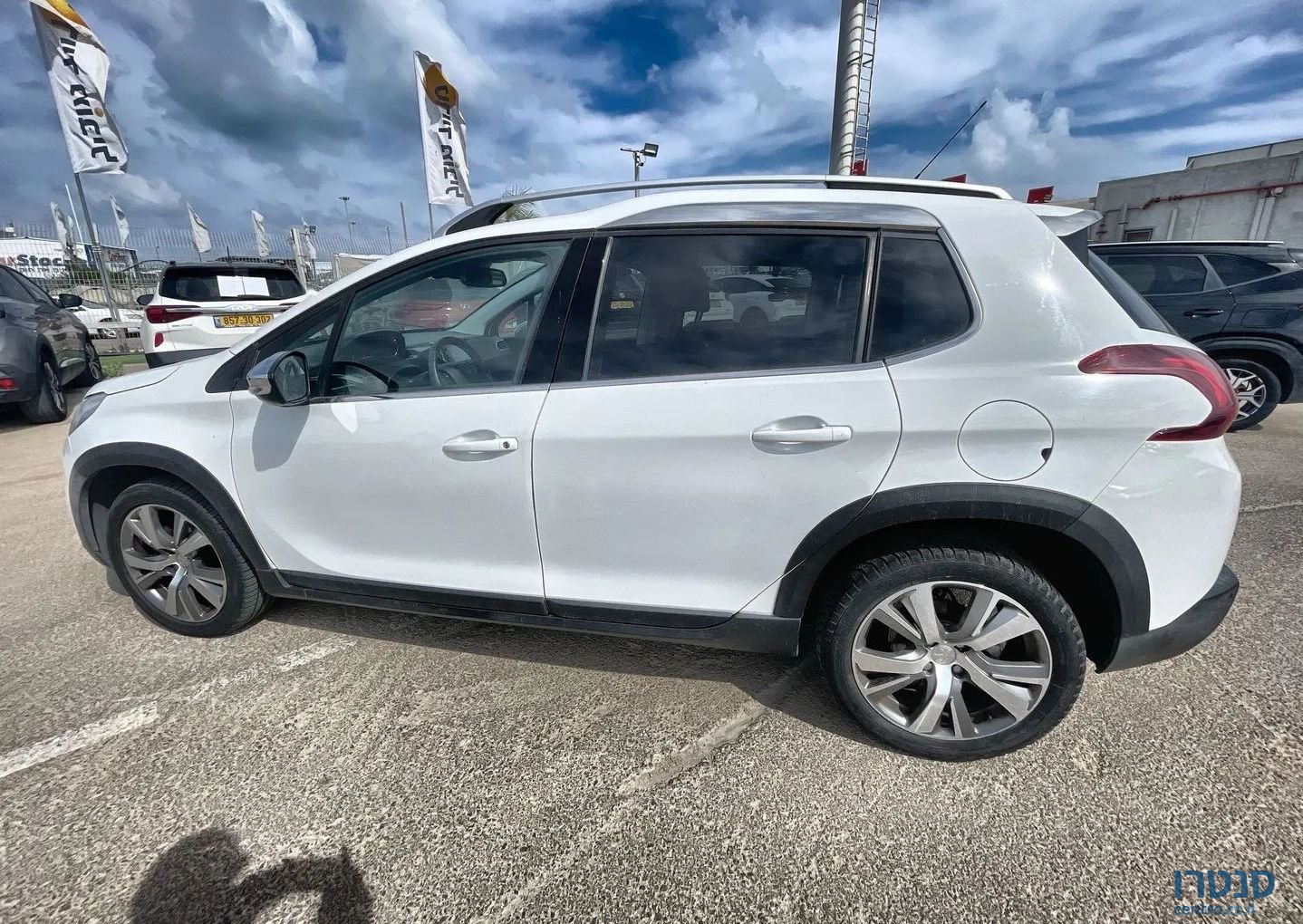 2018' Peugeot 2008 פיג'ו photo #4