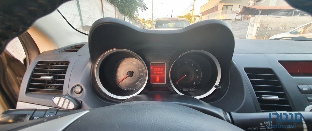 2011' Mitsubishi Lancer מיצובישי לנסר photo #3