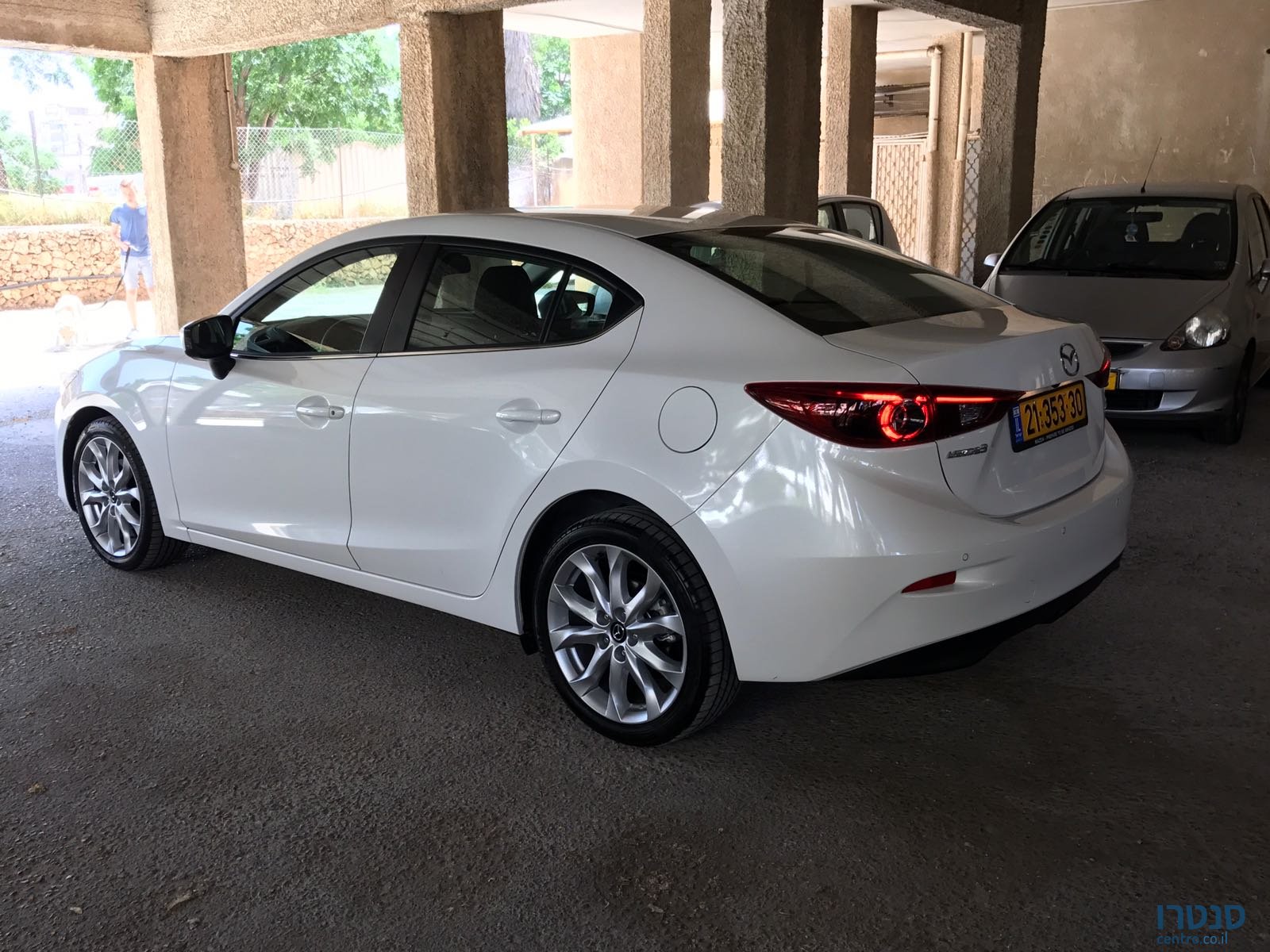 2016' Mazda 3 photo #1