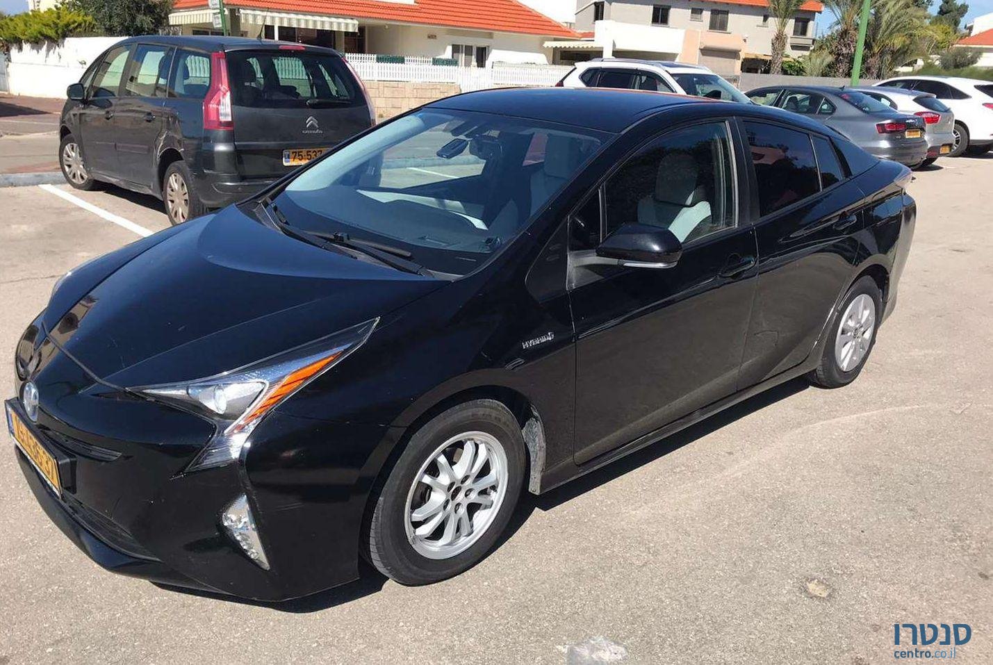 2016' Toyota Prius טויוטה פריוס photo #2