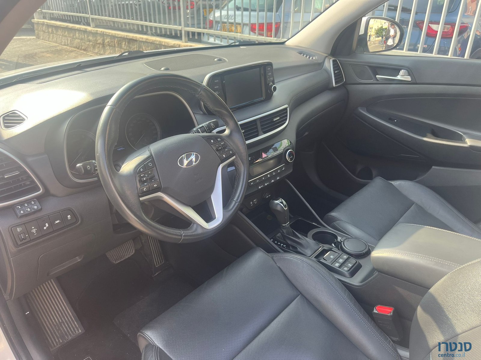 2020' Hyundai Terracan photo #2