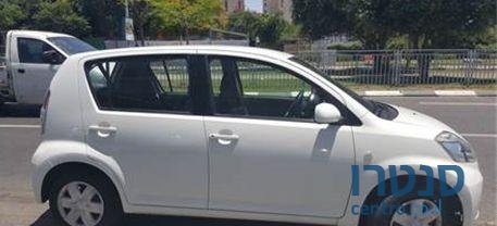 2007' Daihatsu Sirion דייהטסו סיריון photo #2