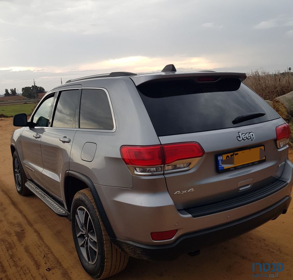 2020' Jeep Grand Cherokee ג'יפ  גרנד צ'ירוקי photo #4