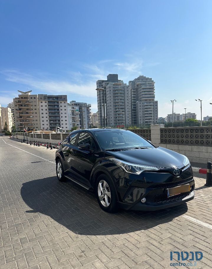 2019' Toyota C-HR טויוטה photo #1