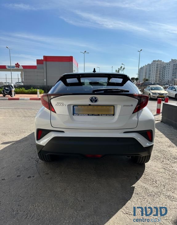 2022' Toyota C-HR טויוטה photo #5