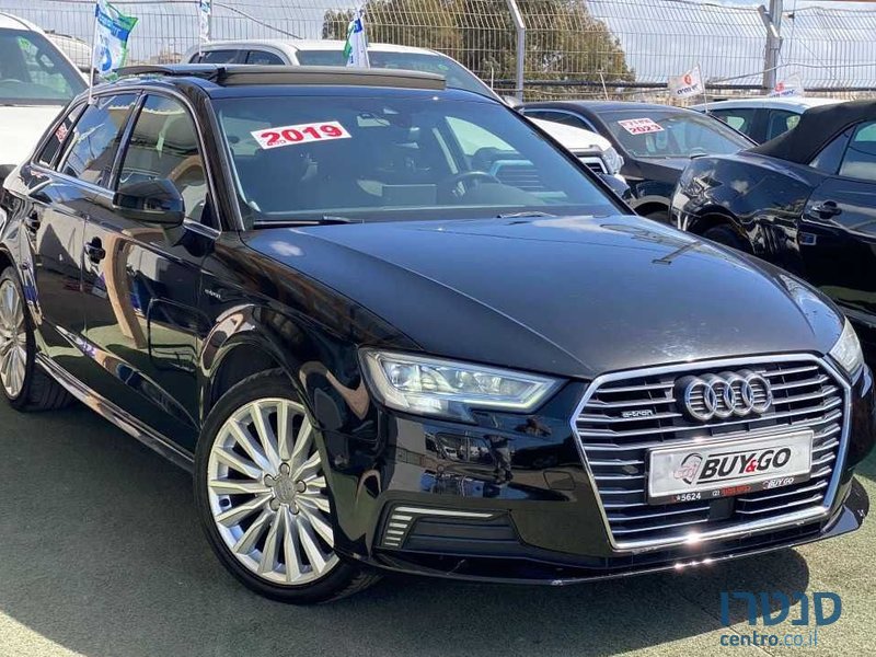 2019' Audi A3 אאודי photo #1