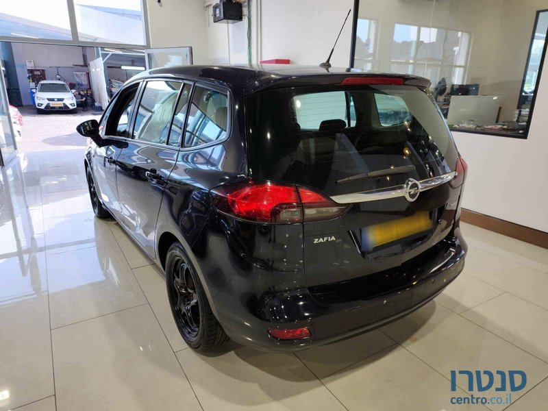2018' Opel Zafira photo #4