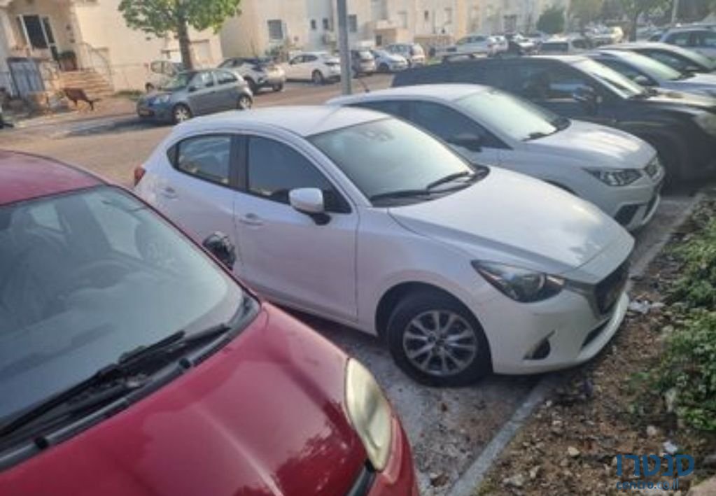 2020' Mazda 2 מאזדה photo #2