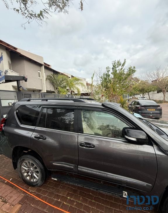 2021' Toyota Land Cruiser טויוטה לנד קרוזר photo #4