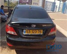 2011' Hyundai i25 i25 יונדאי photo #2