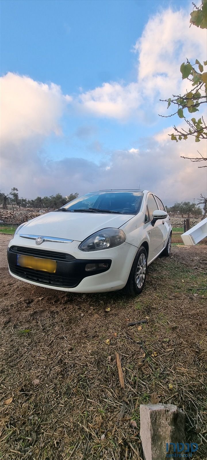 2011' Fiat Punto פיאט פונטו photo #1