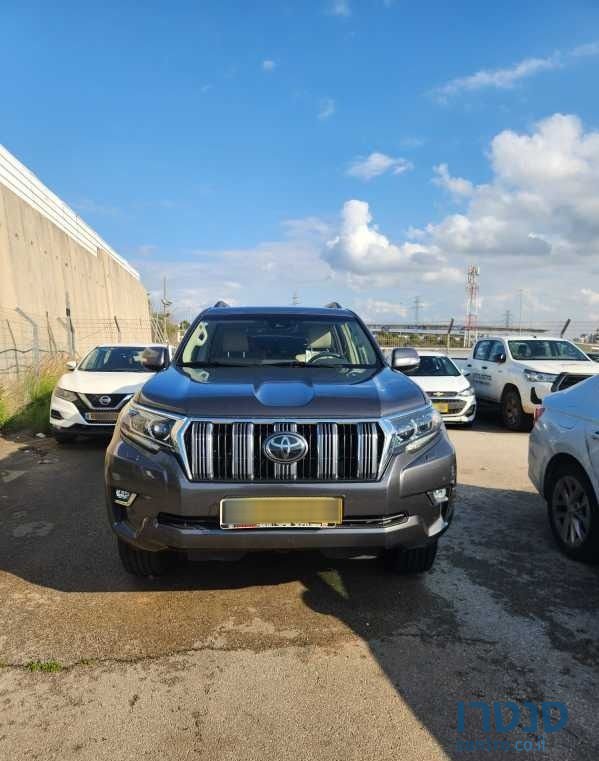 2020' Toyota Land Cruiser טויוטה לנד קרוזר photo #1