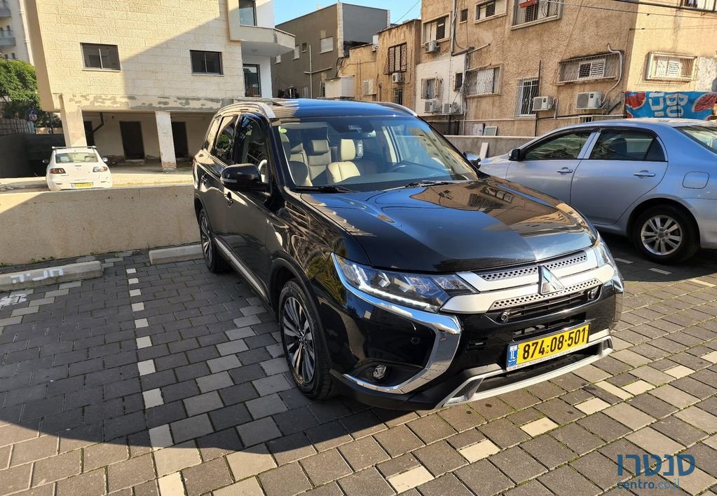 2020' Mitsubishi Outlander מיצובישי אאוטלנדר photo #1