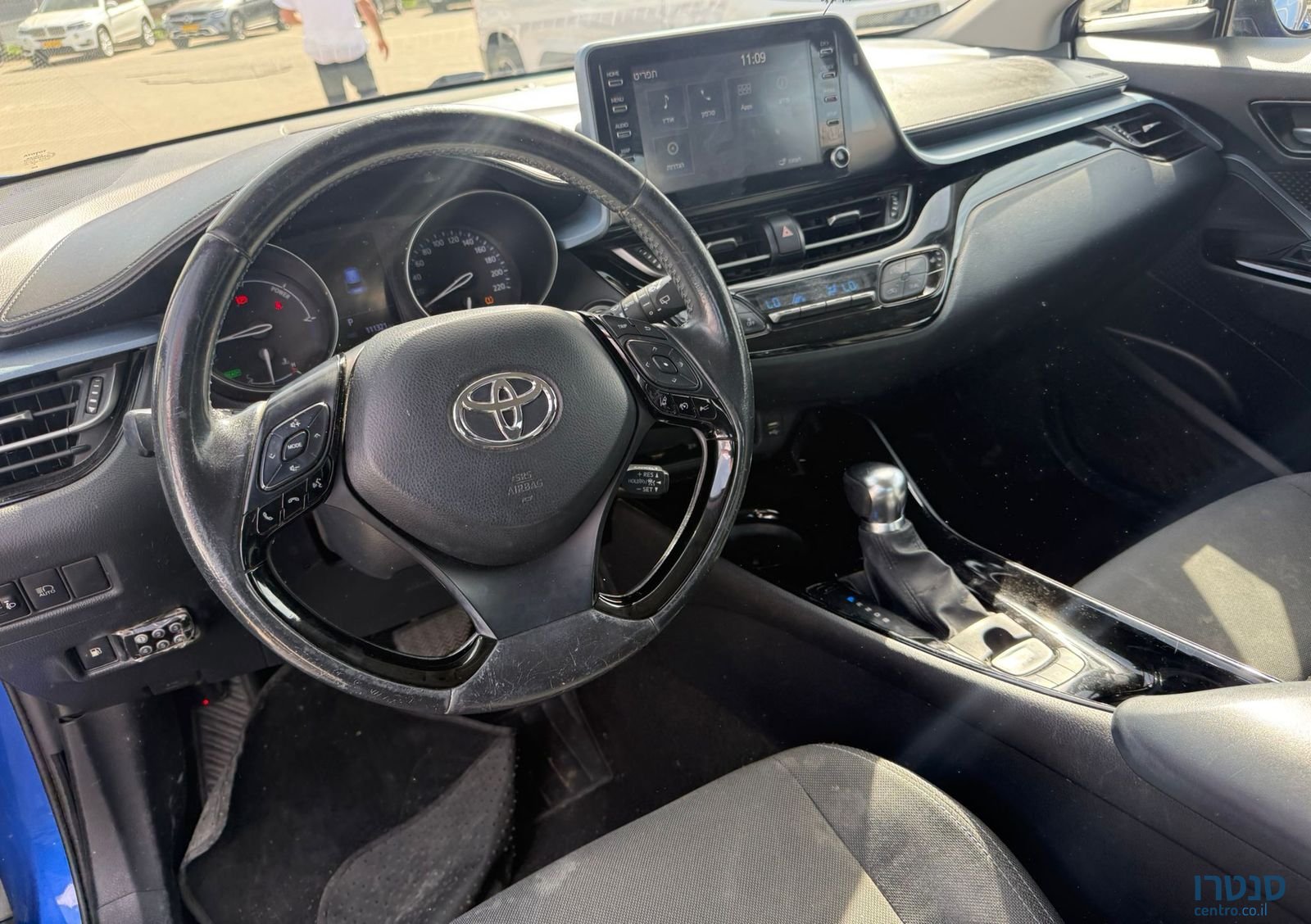 2020' Toyota C-HR טויוטה photo #4