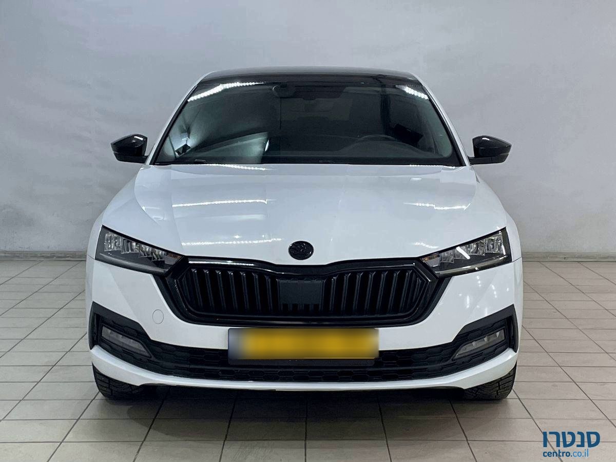 2021' Skoda Octavia photo #1