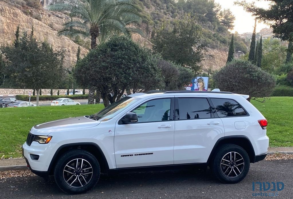 2020' Jeep Grand Cherokee ג'יפ גרנד צ'ירוקי photo #2
