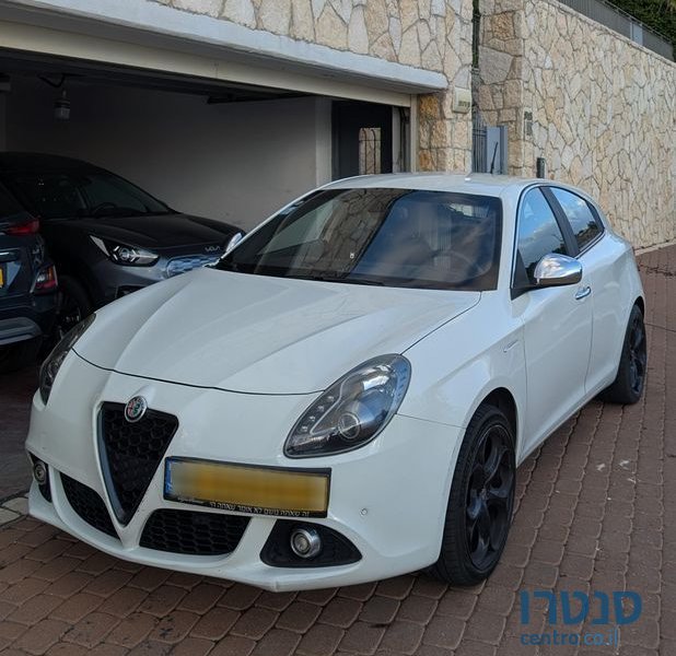 2014' Alfa Romeo Giulietta אלפא רומיאו ג'ולייטה photo #1