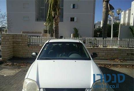 2006' Hyundai Accent פמילי Gl ‏4 דלת' photo #2