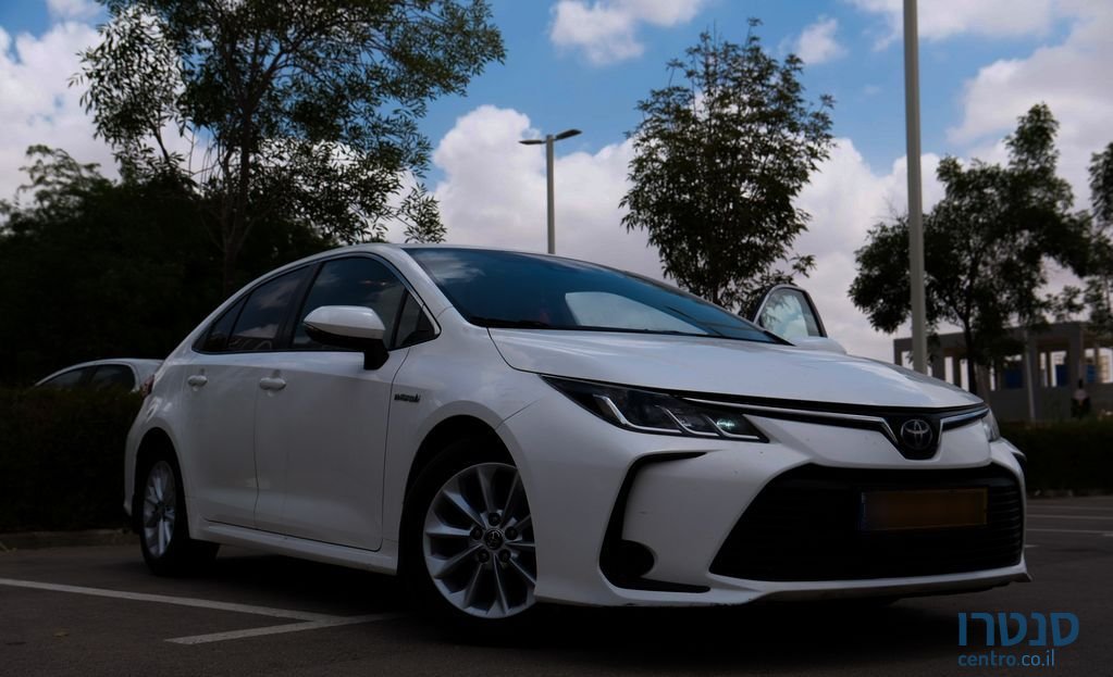 2019' Toyota Corolla טויוטה קורולה photo #2