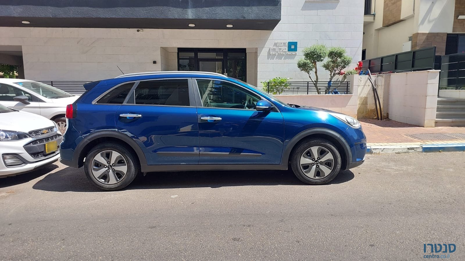 2018' Kia Niro photo #4