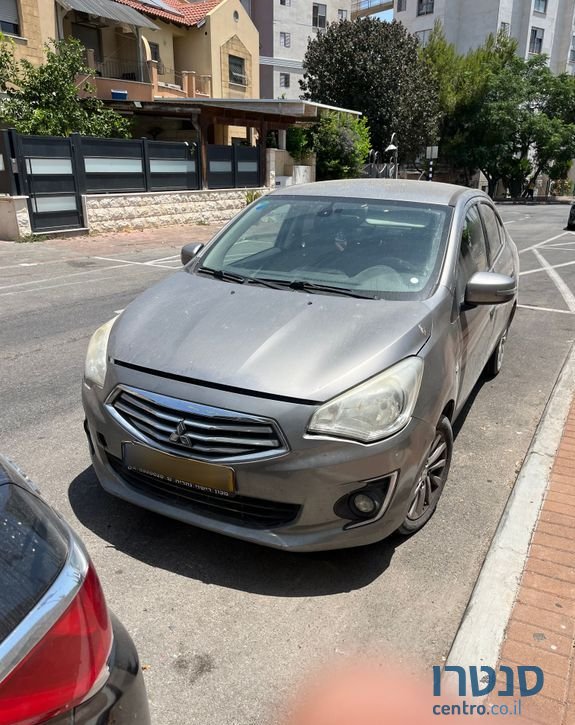 2015' Mitsubishi Attrage מיצובישי אטראז' photo #5