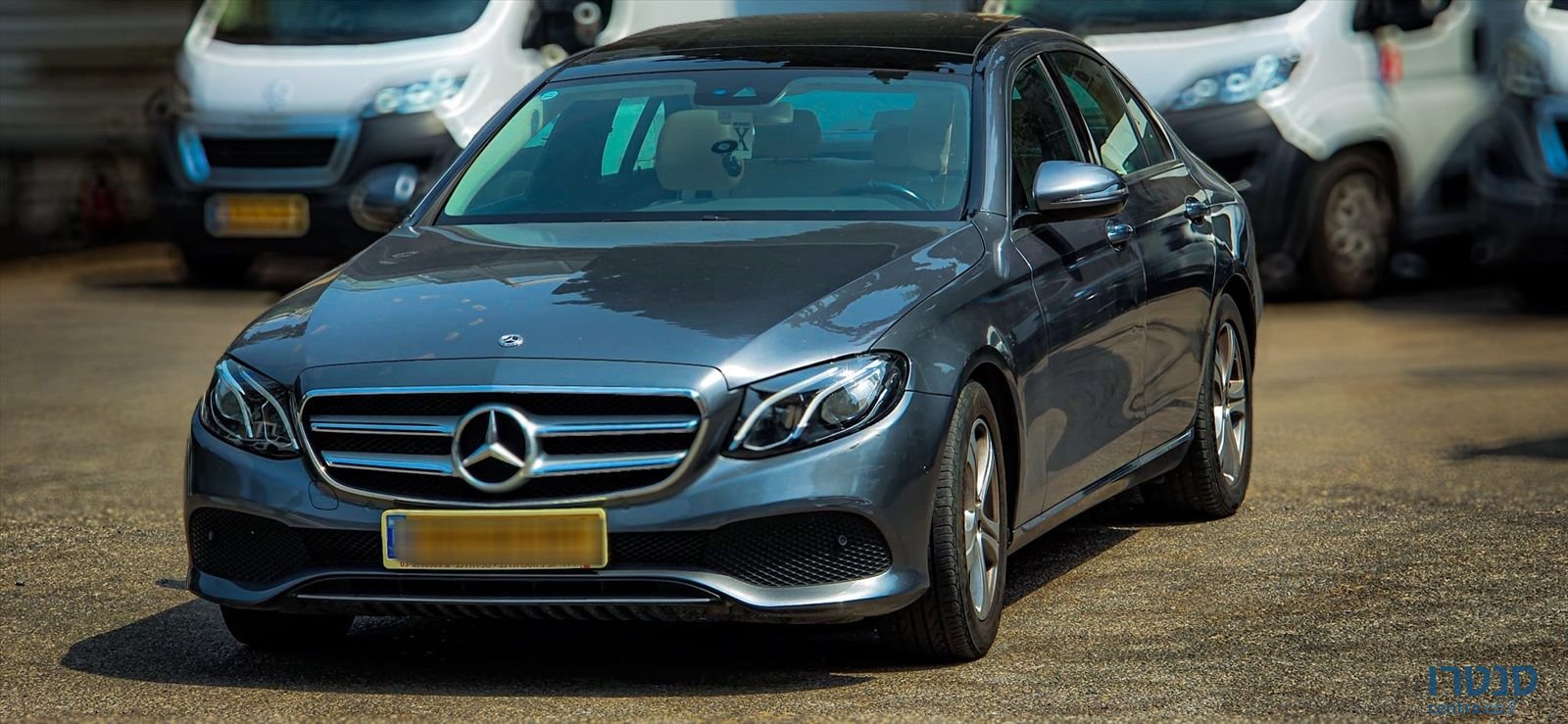 2019' Mercedes-Benz 200 מרצדס photo #1
