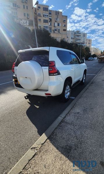 2019' Toyota Land Cruiser טויוטה לנד קרוזר photo #3