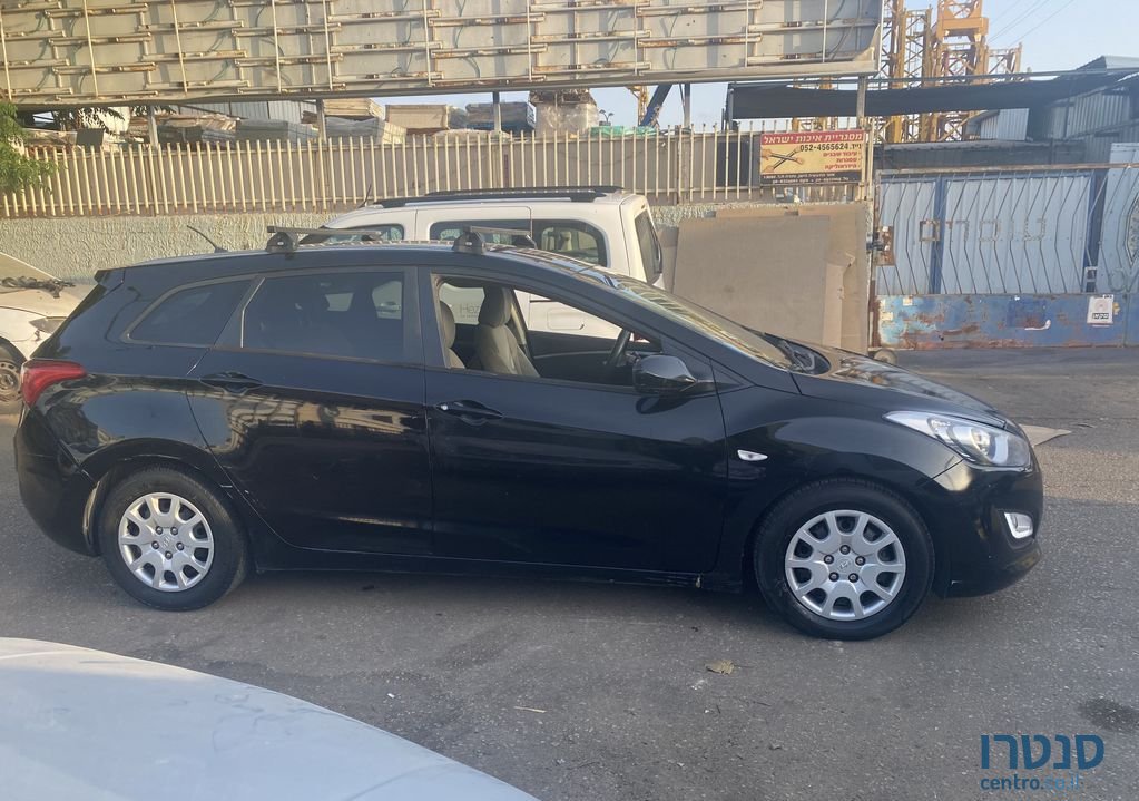 2014' Hyundai i30 יונדאי photo #4