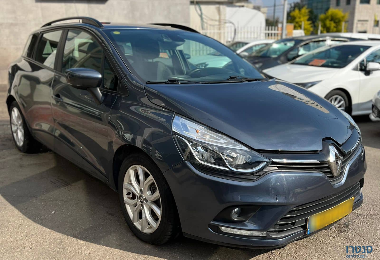 2018' Renault Clio photo #1