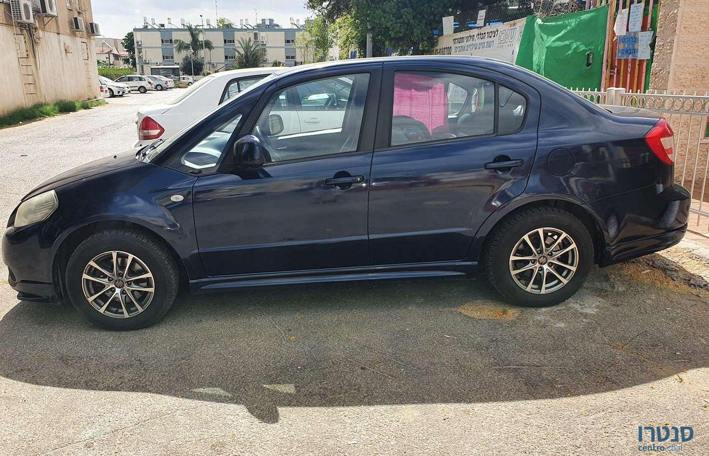 2013' Suzuki SX4 סוזוקי photo #1