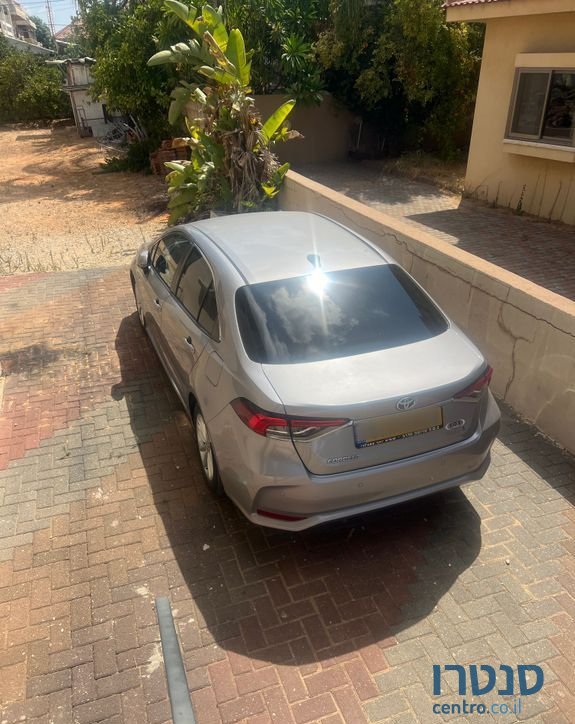 2019' Toyota Corolla טויוטה קורולה photo #1