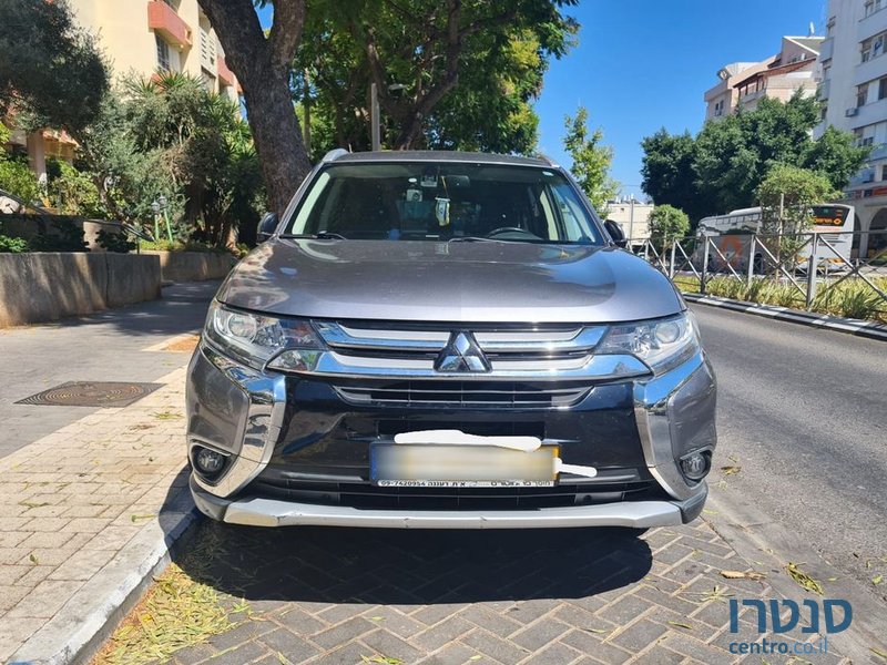 2017' Mitsubishi Outlander מיצובישי אאוטלנדר photo #2