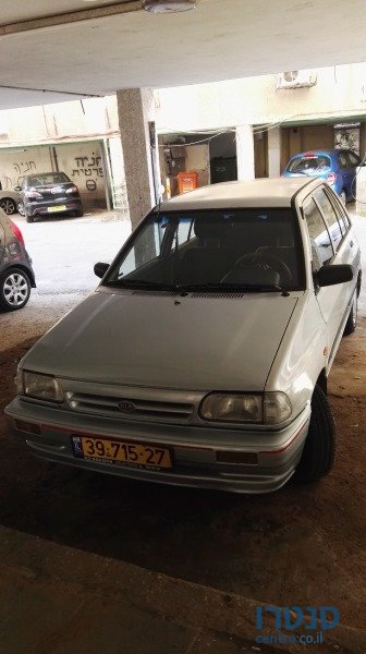 2000' Kia Pride photo #1