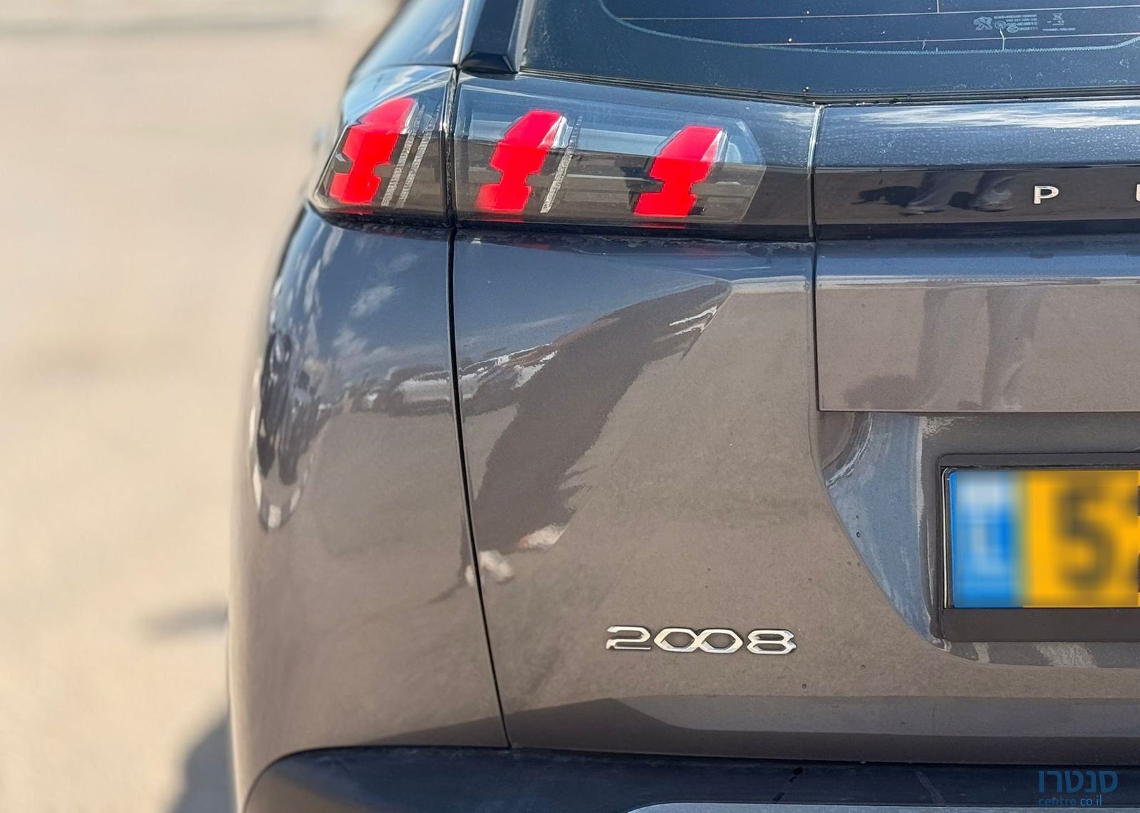 2023' Peugeot 2008 פיג'ו photo #2
