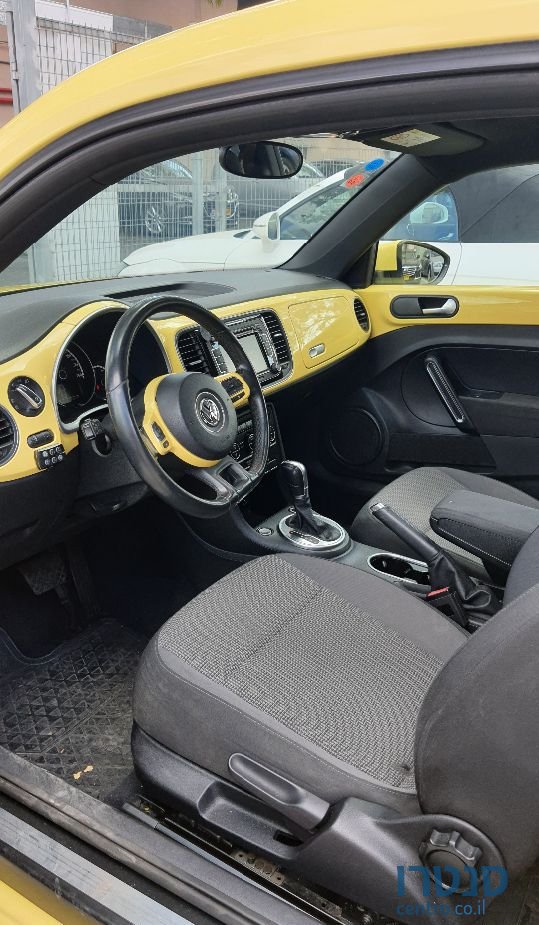 2015' Volkswagen New Beetle פולקסווגן חיפושית החדשה photo #4