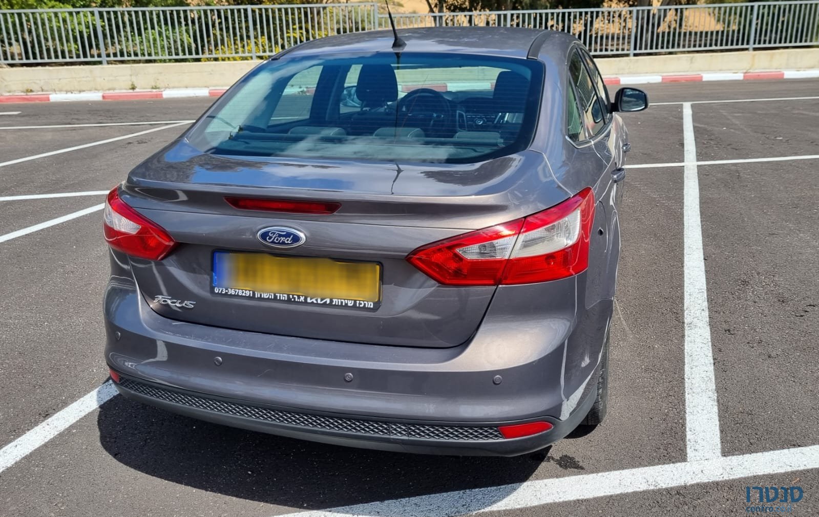 2014' Ford Focus photo #4