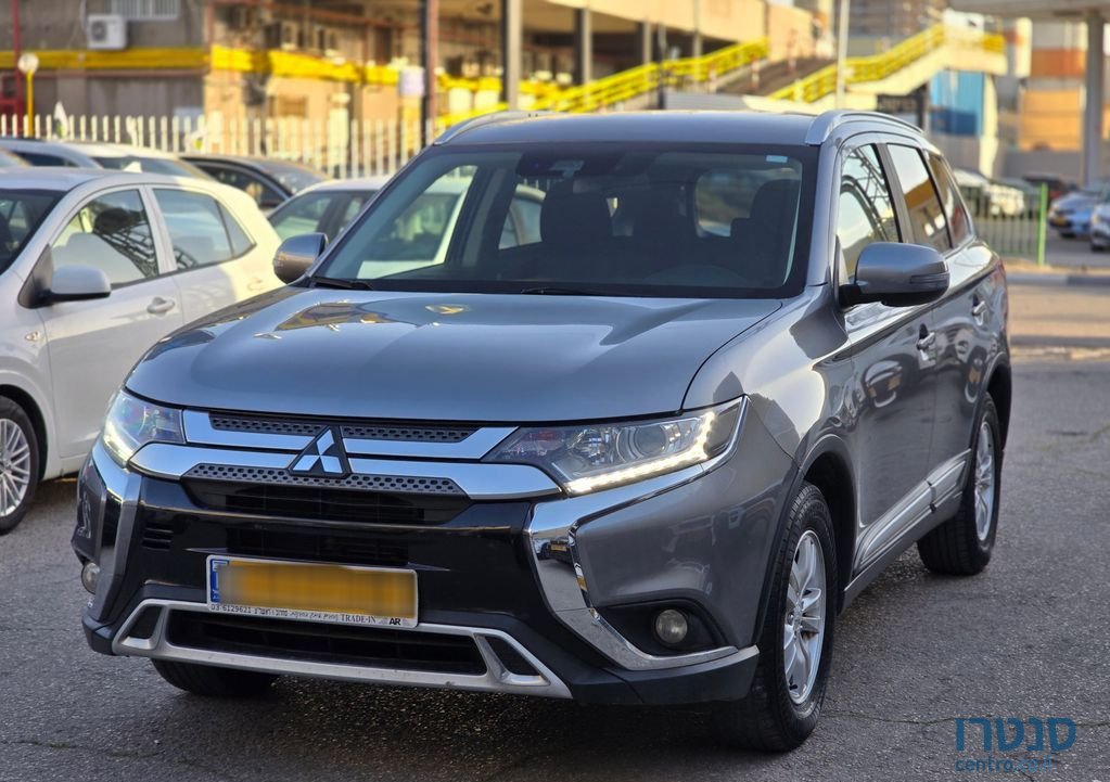 2019' Mitsubishi Outlander מיצובישי אאוטלנדר photo #1