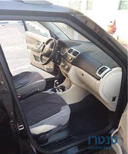 2009' Skoda Fabia סקודה פביה photo #2