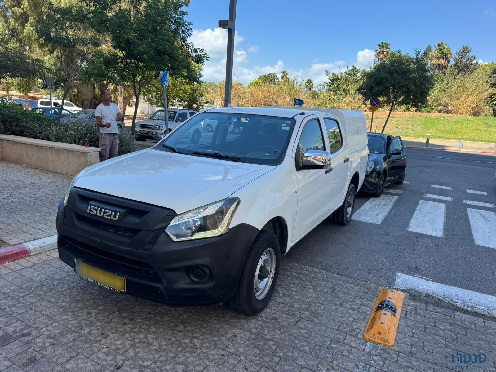 2019' Isuzu D-Max דאבל קבינה photo #1