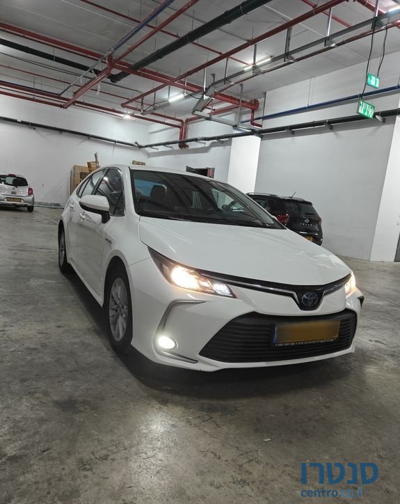 2020' Toyota Corolla טויוטה קורולה photo #1