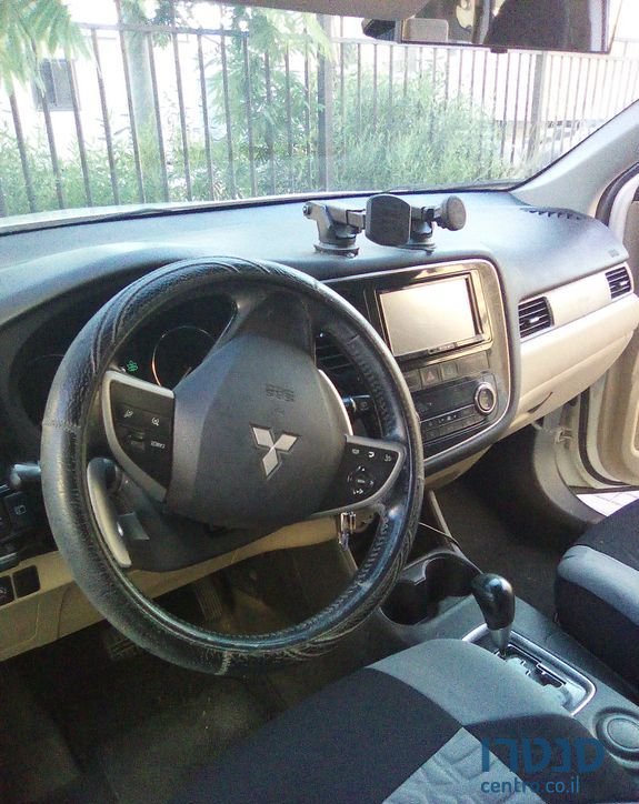 2015' Mitsubishi Outlander מיצובישי אאוטלנדר photo #1