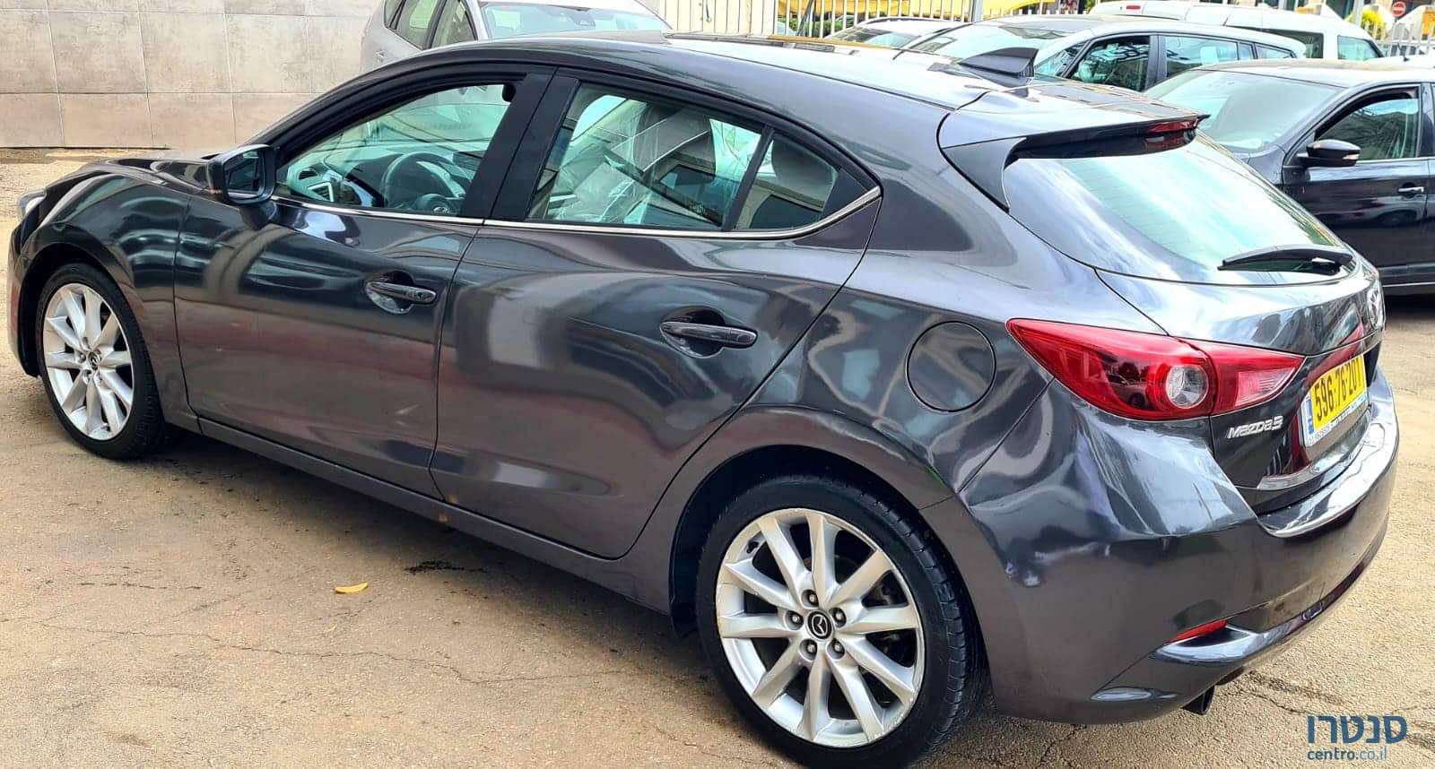 2019' Mazda 3 Sport photo #4