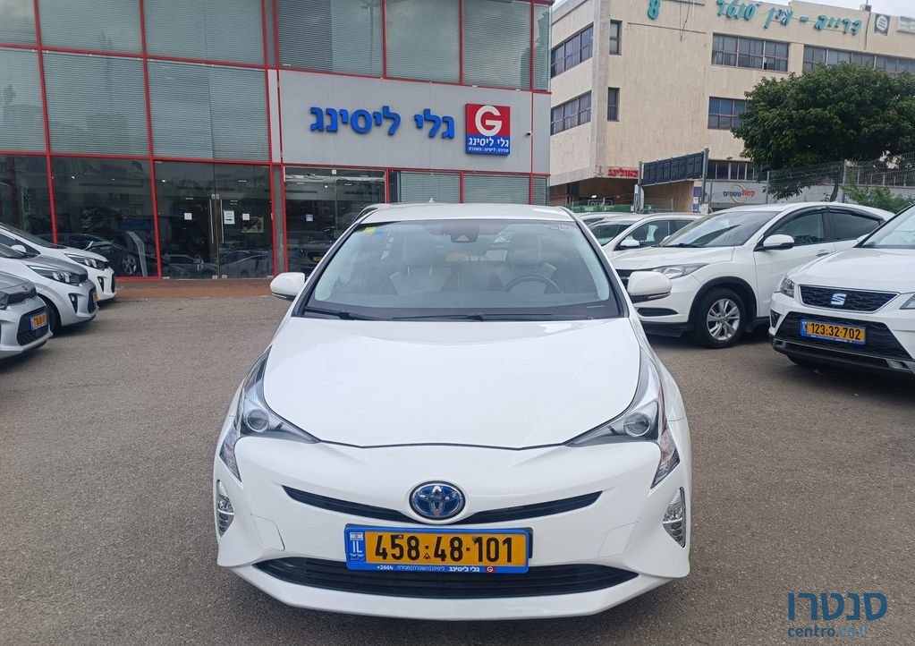 2018' Toyota Prius טויוטה פריוס photo #1