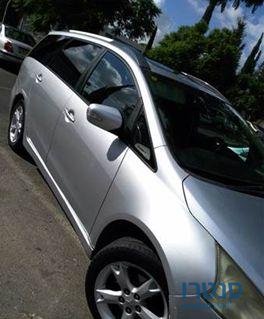 2008' Mitsubishi Grandis ‏2400 ספורט photo #2