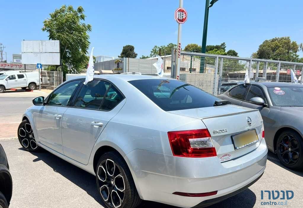 2019' Skoda Octavia סקודה אוקטביה photo #3